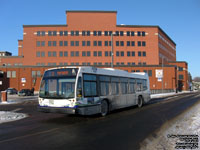 Soci�t� de transport de Trois-Rivieres - STTR 1001 - 2010 Novabus LFS